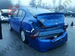 نيسان فيرسا